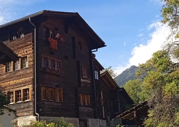 Heimeliges Walliserhaus